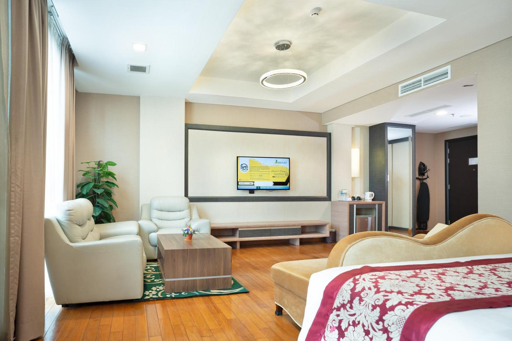 Nagoya Hill Hotel Batam Buitenkant foto