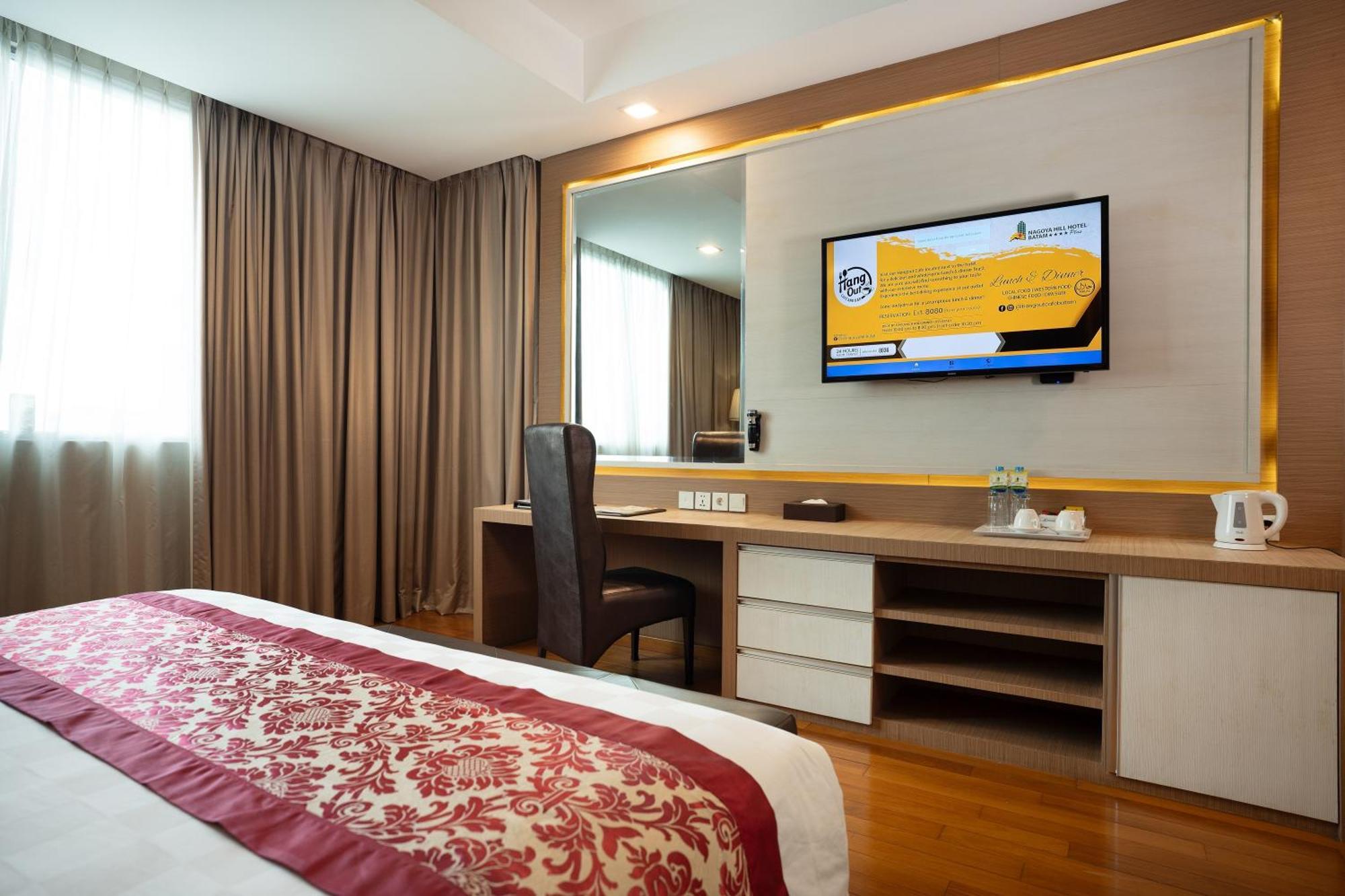 Nagoya Hill Hotel Batam Buitenkant foto